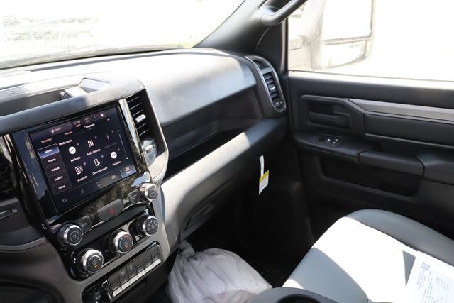 2026 RAM Ram 3500 Chassis Cab RAM 3500 TRADESMAN CHASSIS REGULAR CAB 4X4 60' CA