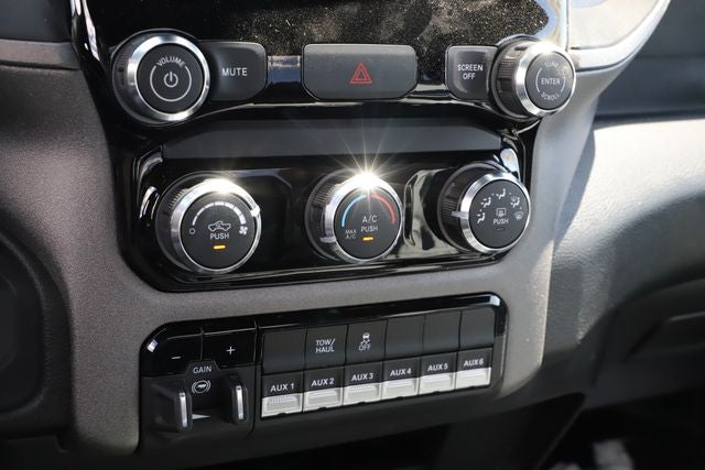 2026 RAM Ram 3500 Chassis Cab RAM 3500 TRADESMAN CHASSIS REGULAR CAB 4X4 60' CA