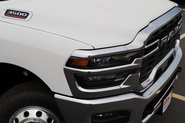 2026 RAM Ram 3500 Chassis Cab RAM 3500 TRADESMAN CREW CAB CHASSIS 4X4 60' CA