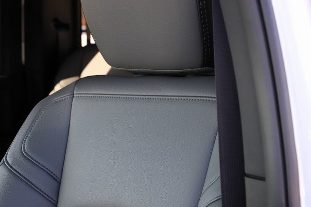 2026 RAM Ram 3500 Chassis Cab RAM 3500 TRADESMAN CREW CAB CHASSIS 4X4 60' CA