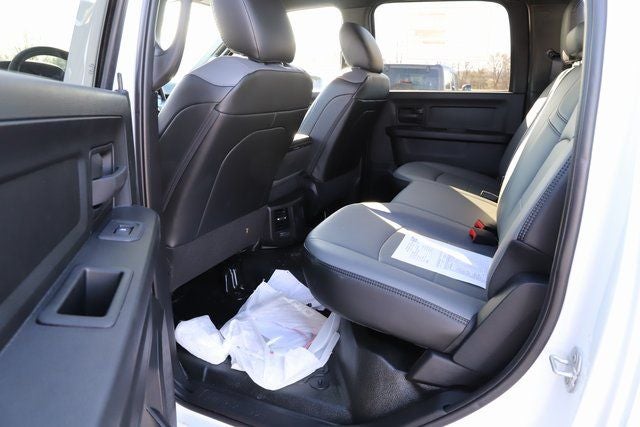 2026 RAM Ram 3500 Chassis Cab RAM 3500 TRADESMAN CREW CAB CHASSIS 4X4 60' CA