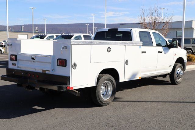 2026 RAM Ram 3500 Chassis Cab RAM 3500 TRADESMAN CREW CAB CHASSIS 4X4 60' CA
