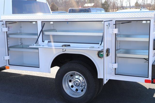 2026 RAM Ram 3500 Chassis Cab RAM 3500 TRADESMAN CREW CAB CHASSIS 4X4 60' CA