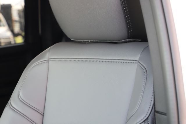 2026 RAM Ram 3500 Chassis Cab RAM 3500 TRADESMAN CREW CAB CHASSIS 4X4 60' CA