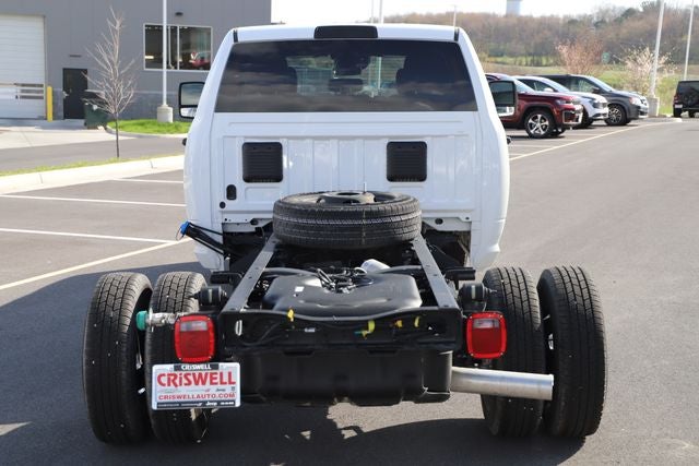 2026 RAM Ram 3500 Chassis Cab RAM 3500 TRADESMAN CREW CAB CHASSIS 4X4 60' CA