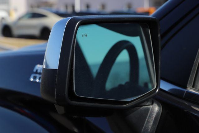 2023 Chevrolet Silverado 1500 4WD Crew Cab Short Bed High Country