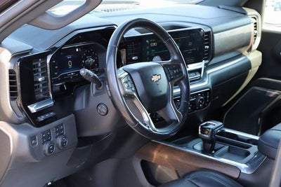 2023 Chevrolet Silverado 1500 4WD Crew Cab Short Bed High Country