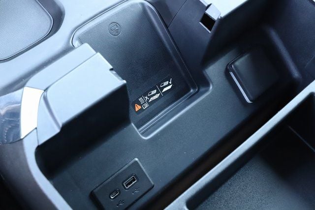 2023 Chevrolet Silverado 1500 4WD Crew Cab Short Bed High Country