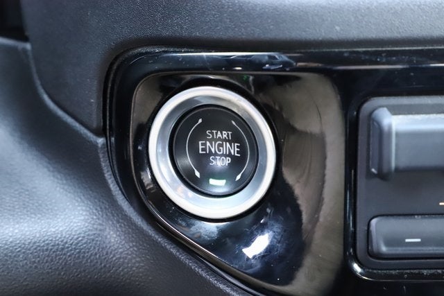 2023 Chevrolet Silverado 1500 4WD Crew Cab Short Bed High Country