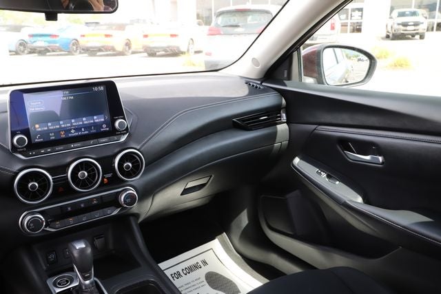 2024 Nissan Sentra SV Xtronic CVT
