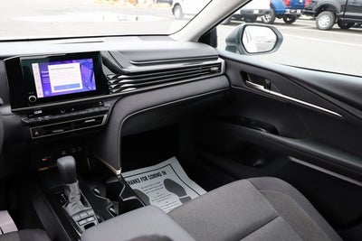 2025 Toyota Camry LE