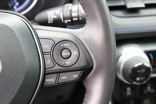 2023 Toyota RAV4 Hybrid SE