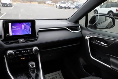 2023 Toyota RAV4 Hybrid SE