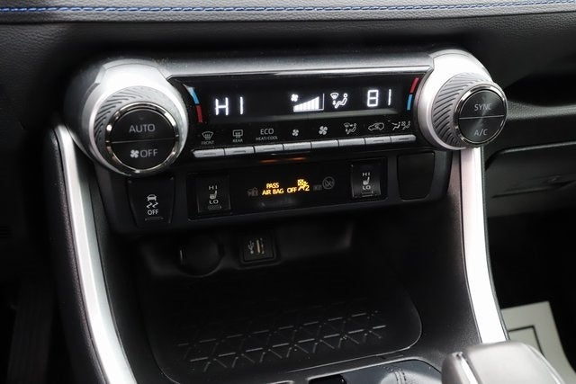 2023 Toyota RAV4 Hybrid SE