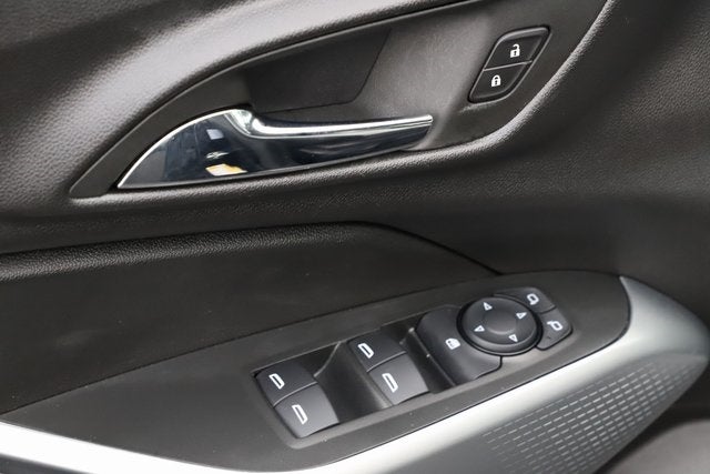 2025 Chevrolet Trax FWD LS