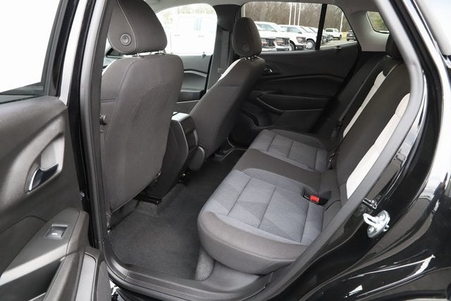 2025 Chevrolet Trax FWD LS