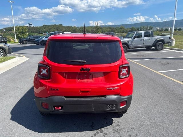 2023 Jeep Renegade Trailhawk