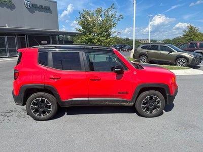 2023 Jeep Renegade Trailhawk